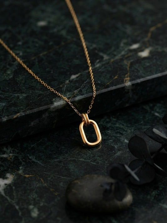 Minimalist Polished Oval Pendant Necklace