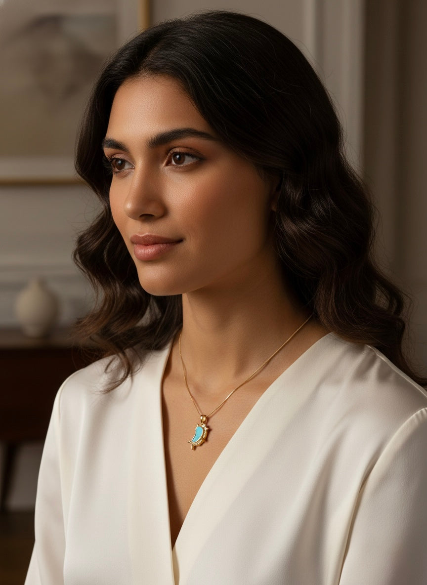 Minimal Gold Dolphin Pendant Necklace