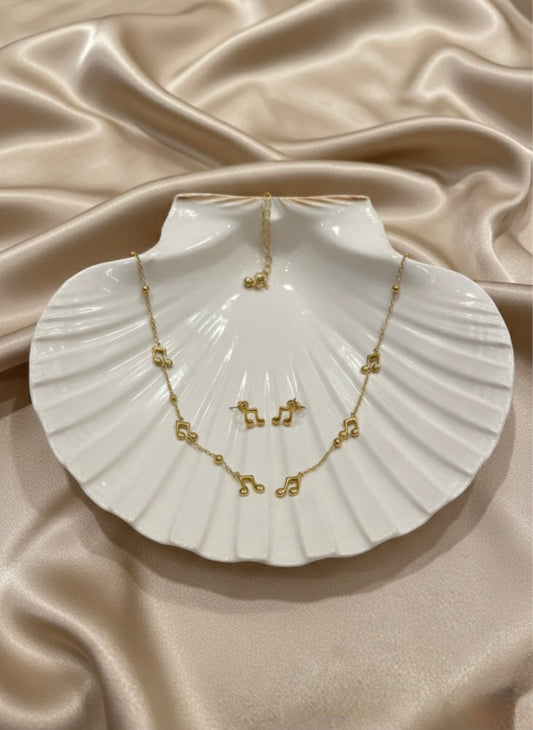 Musical note charm gold necklace with earrings