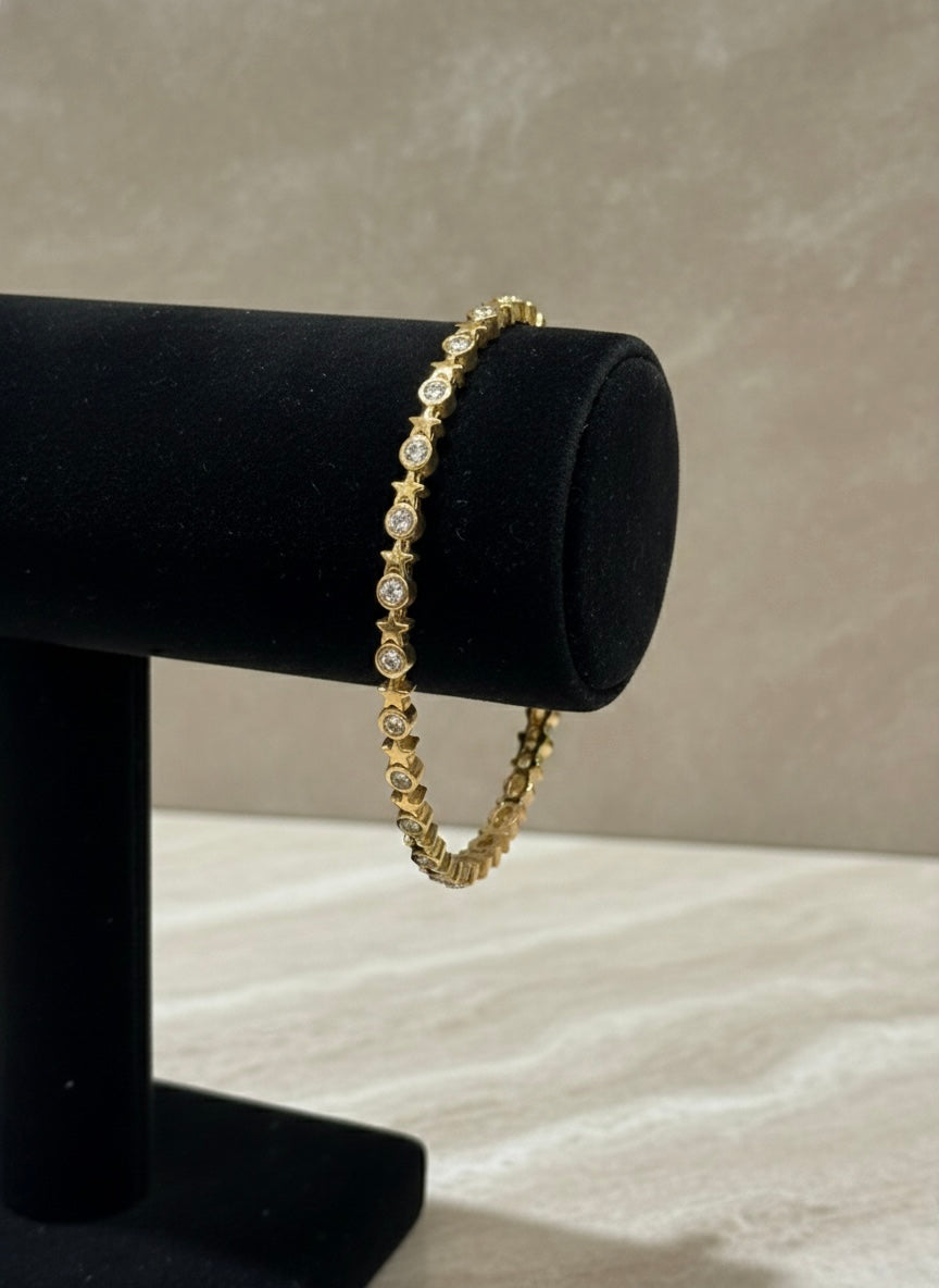 Chic gold bracelet with stones