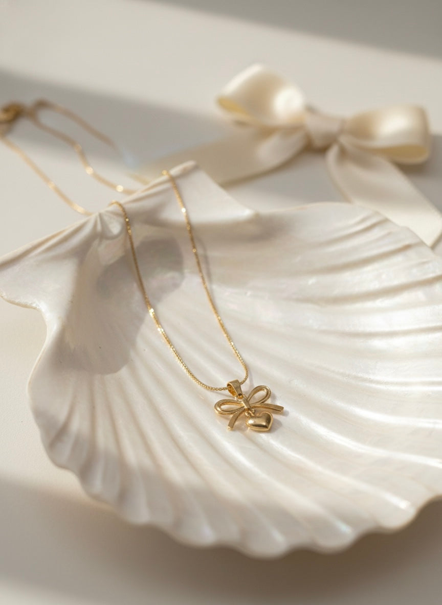 Minimal bow charm heart necklace