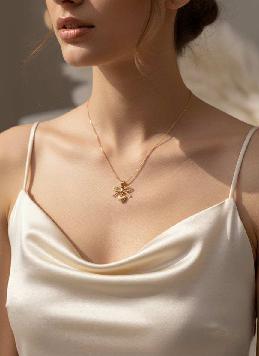 Minimal bow charm heart necklace