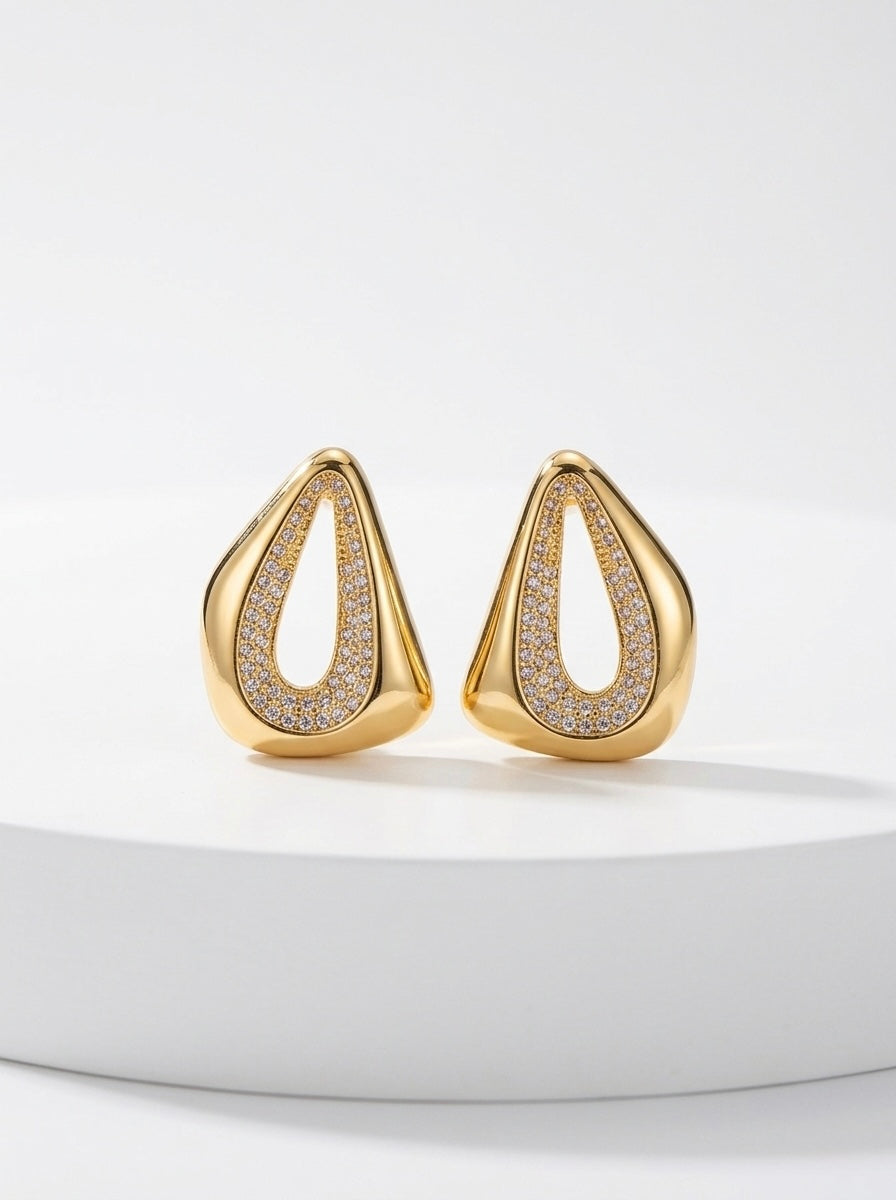 Elegant Gold Teardrop Crystal Stud Earrings