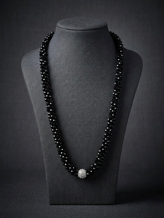 Elegant black beaded necklace