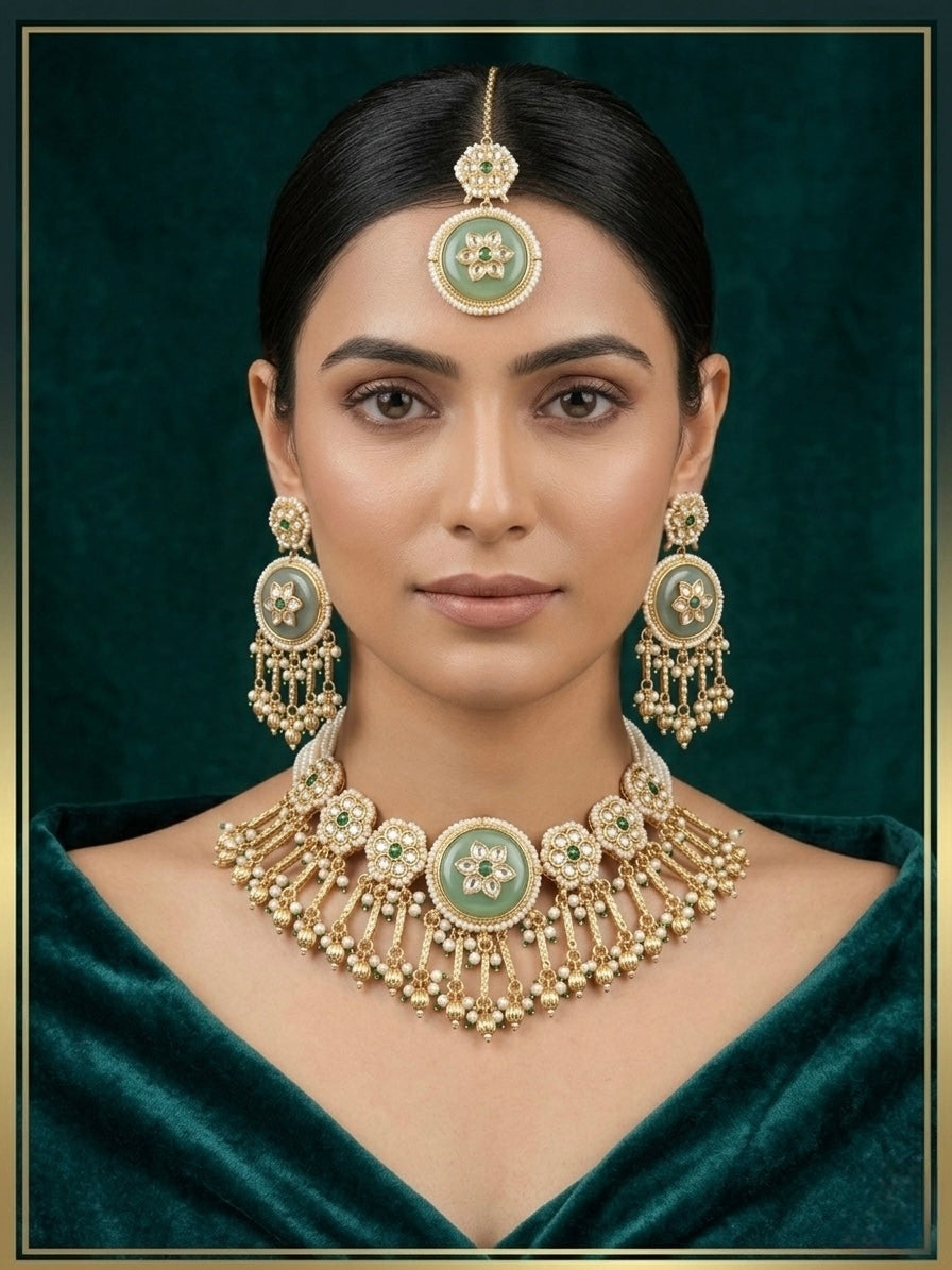 Timeless Polki with Emerald Touch