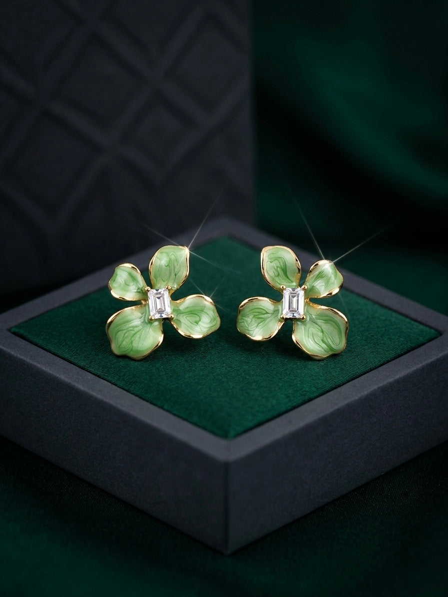 Elegant enamel solitaire green earrings