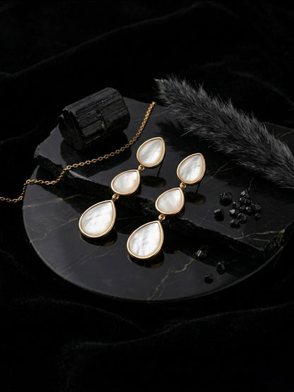Elegant gold mother of pearl earrings.