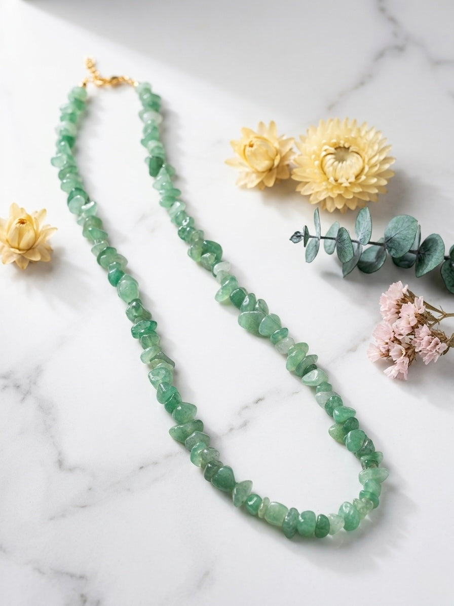 Natural green quartz stone strand necklace.