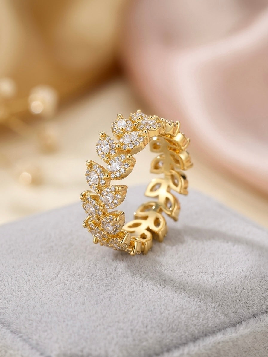 Gorgeous gold diamond leaf eternity ring.