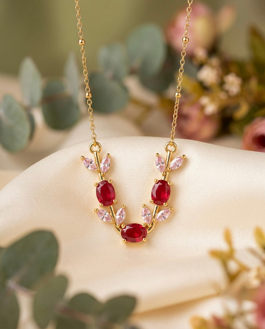 Stunning gold necklace with tulip design.