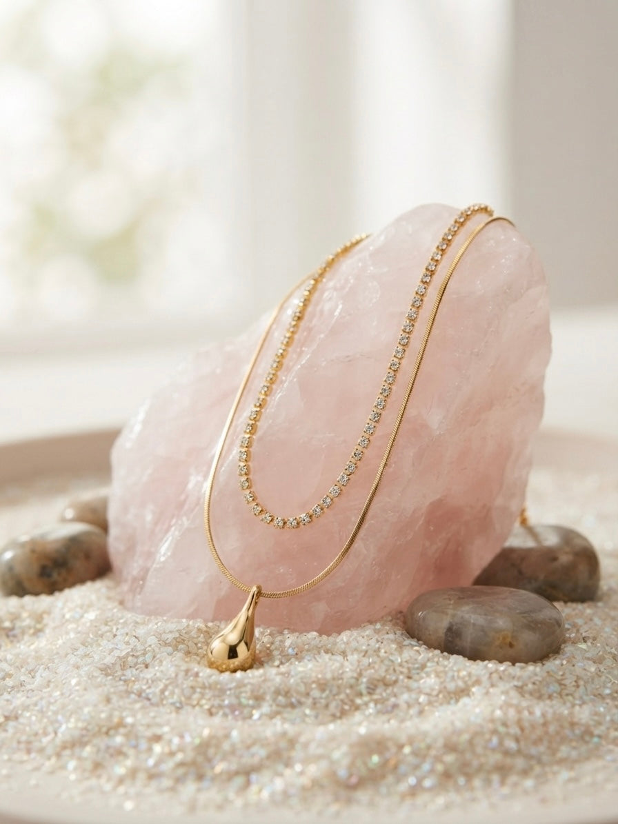 Elegant Layered Gold Pendant Necklace