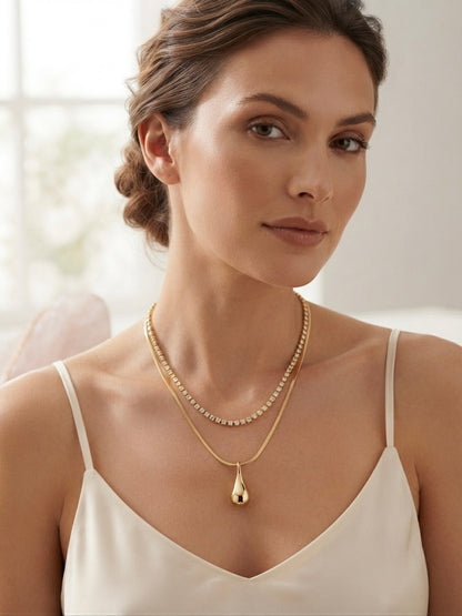 Elegant Layered Gold Pendant Necklace