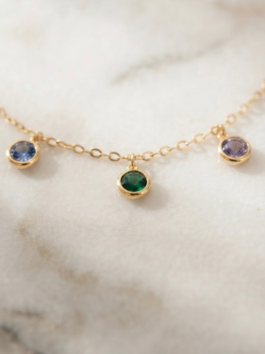 Charming colorful gems, durable luxury necklace.