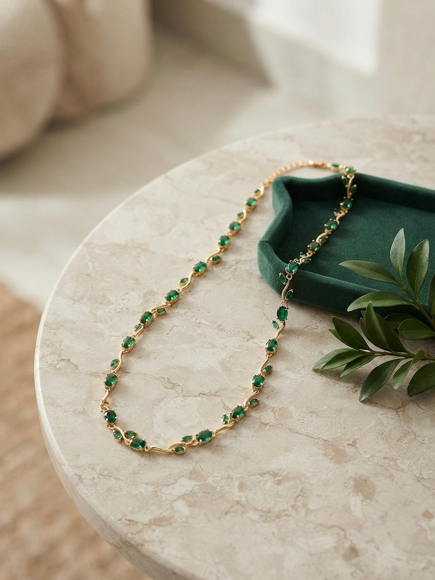 Stunning green gemstone tulip necklace.