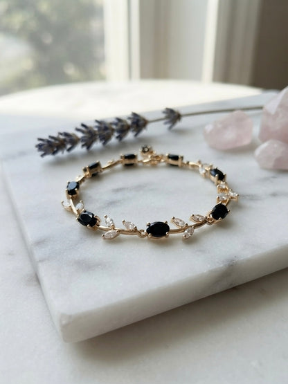 Elegant black stone tulip bracelet.