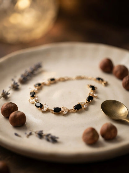 Elegant black stone tulip bracelet.