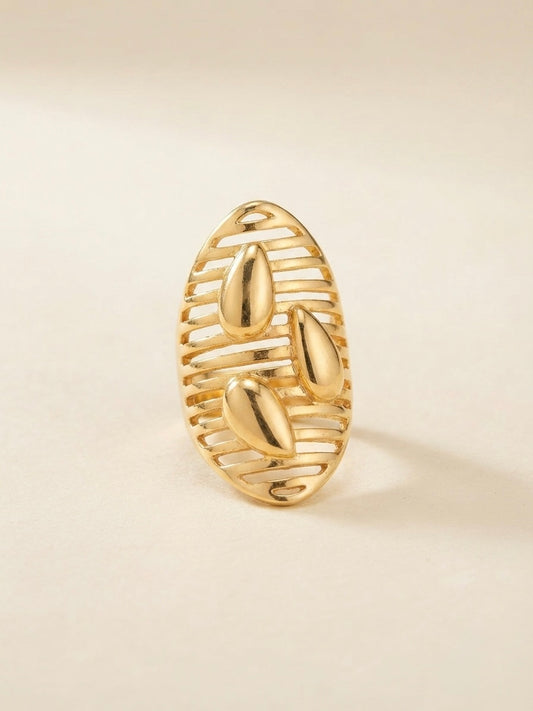 Elegant Lattice Design Gold Ring.