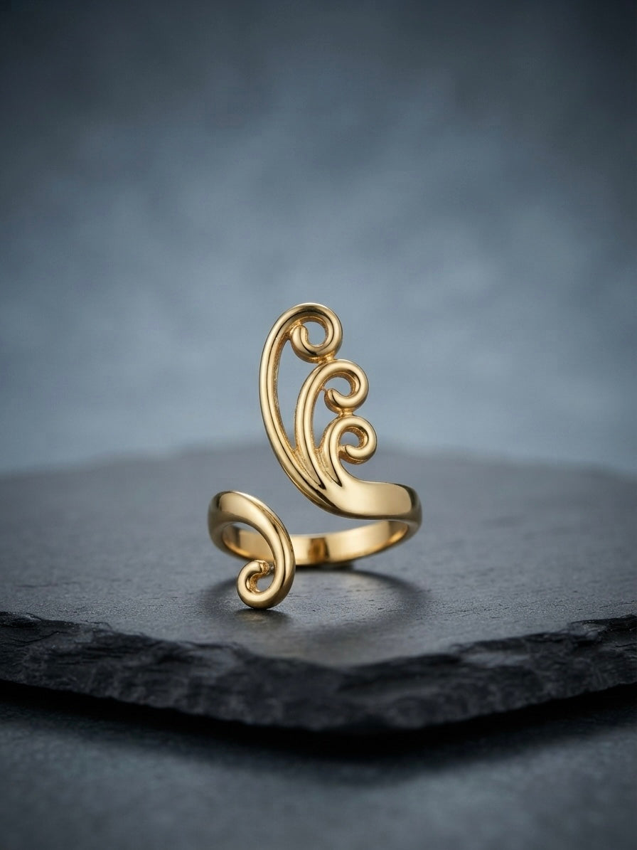 Elegant Gold Swirl Statement Ring