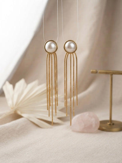 Elegant pearl chain anti-tarnish earrings.