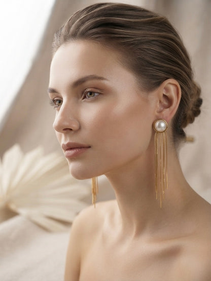 Elegant pearl chain anti-tarnish earrings.