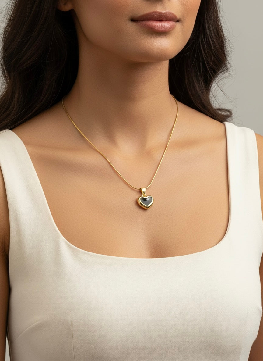 Elegant Black Heart Pendant Necklace