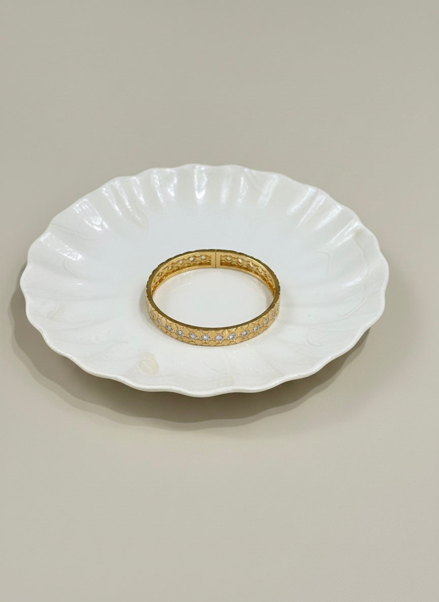 Diamond Pattern Gold Kada