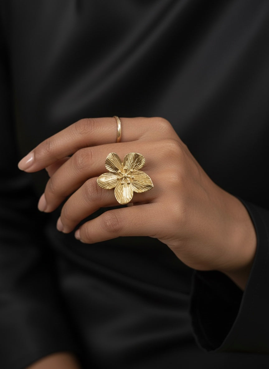 Elegant gold floral adjustable ring