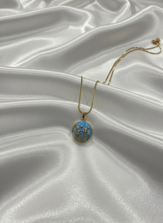 Openable enamel floral pendant chain