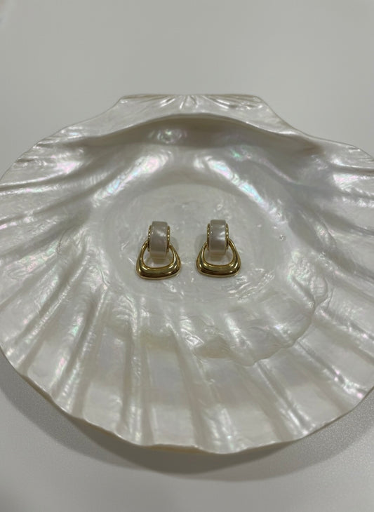 Vintage gold and triangle pearl earrings.