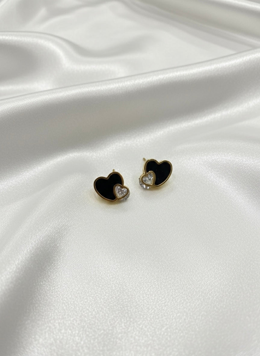 Chic black and solitaire heart studs
